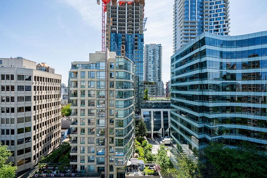 1202 1003 Burnaby Street Vancouver, BC - 26