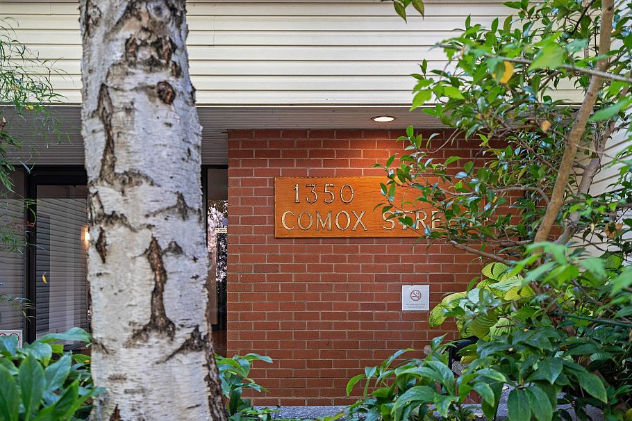 301 1350 Comox Street Vancouver, BC - 37
