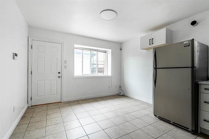 3440 E 25th Avenue Vancouver, BC - 20