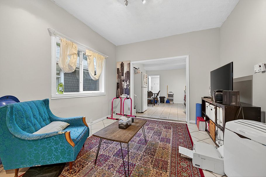 3838 Inverness Street Vancouver, BC - 3