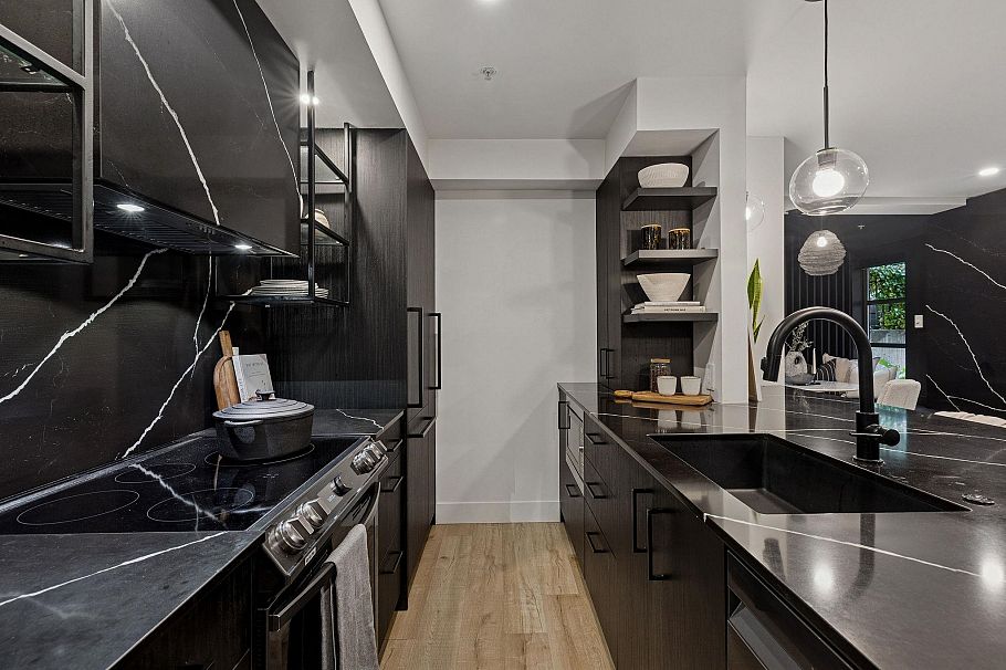 104 2119 Yew Street Vancouver, BC - 18