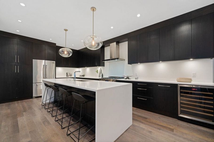 3761 Edgemont Boulevard North Vancouver, BC - 10