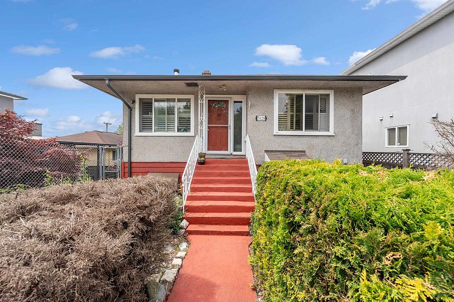 7429 Fraser Street Vancouver, BC - 16