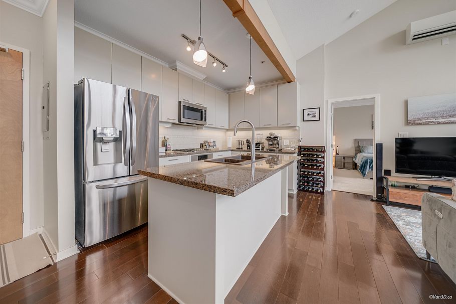 506 530 Raven Woods Drive North Vancouver, BC - 5