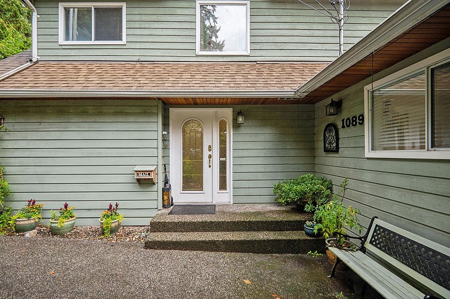 1089 Kilmer Road North Vancouver, BC - 31