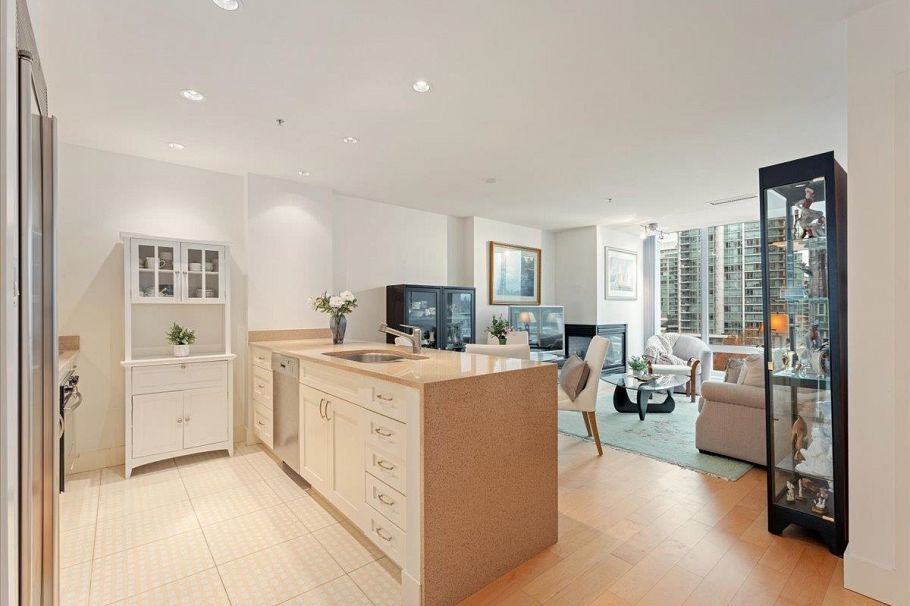 1008 590 Nicola Street Vancouver, BC - 6