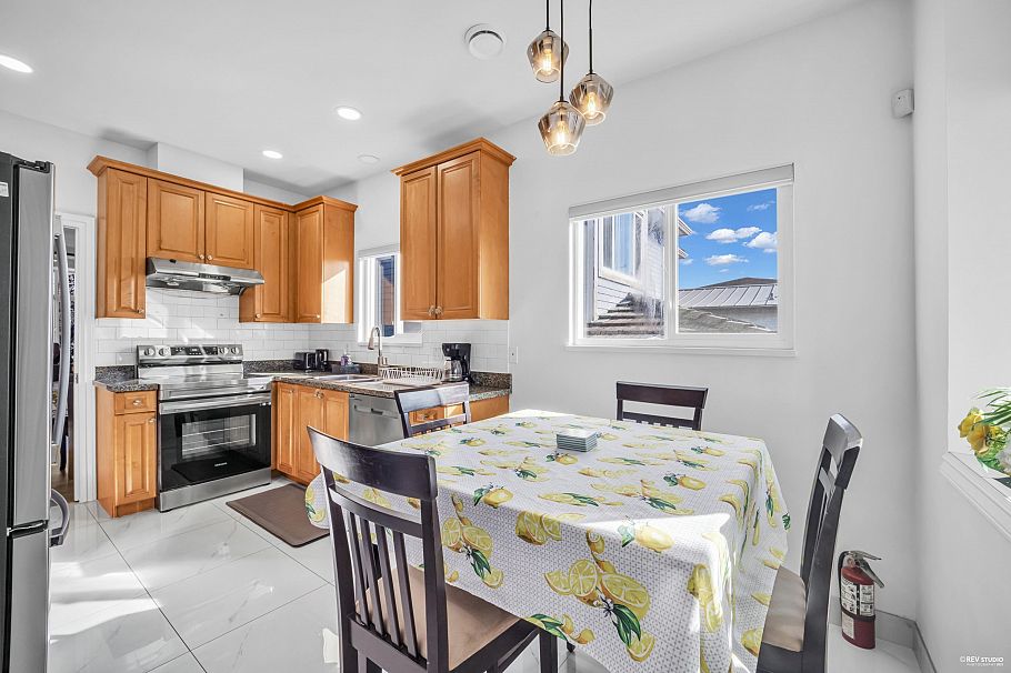 3440 E 25th Avenue Vancouver, BC - 6