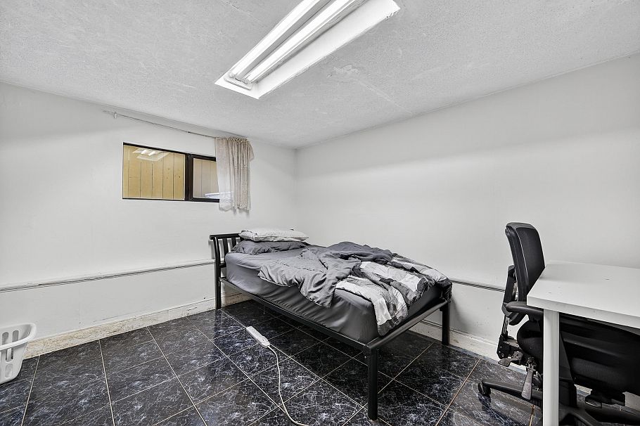 3838 Inverness Street Vancouver, BC - 34