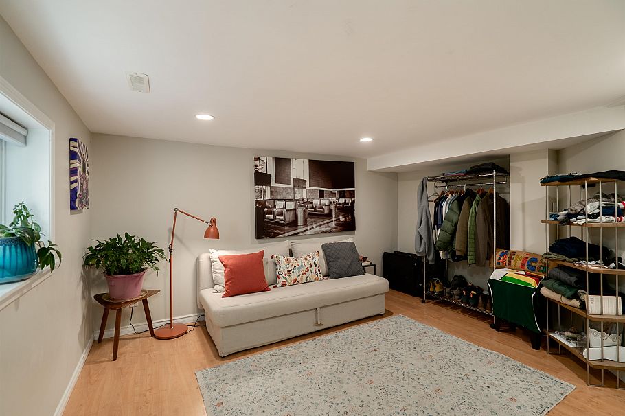 2267 Napier Street Vancouver, BC - 26