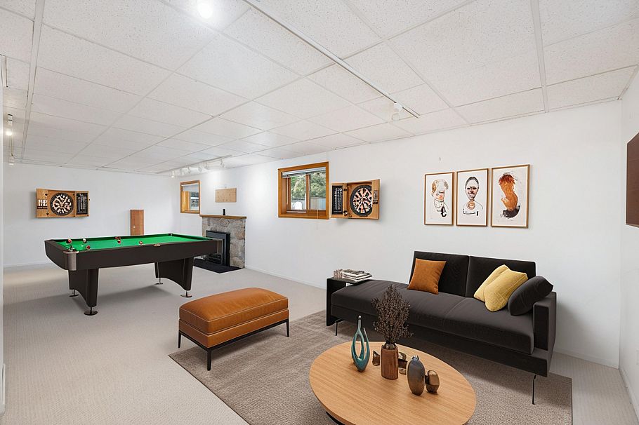 1561 Merlynn Crescent North Vancouver, BC - 19