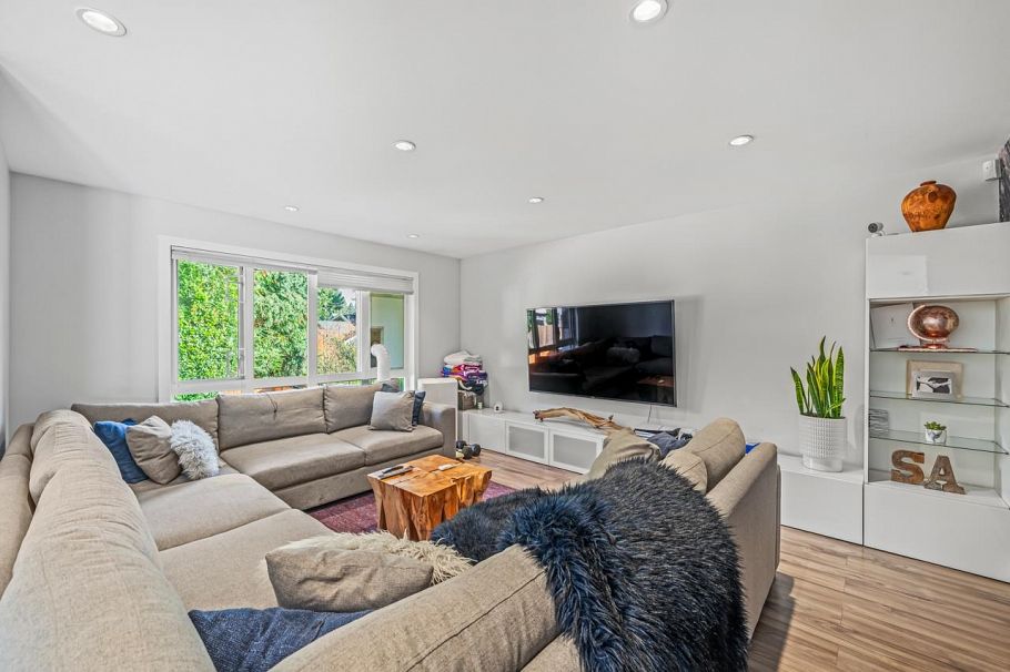 3630 Bluebonnet Road North Vancouver, BC - 8