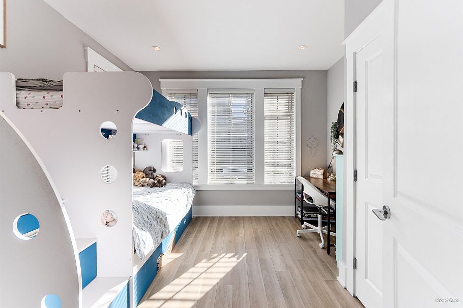 1017 W 8th Avenue Vancouver, BC - 21