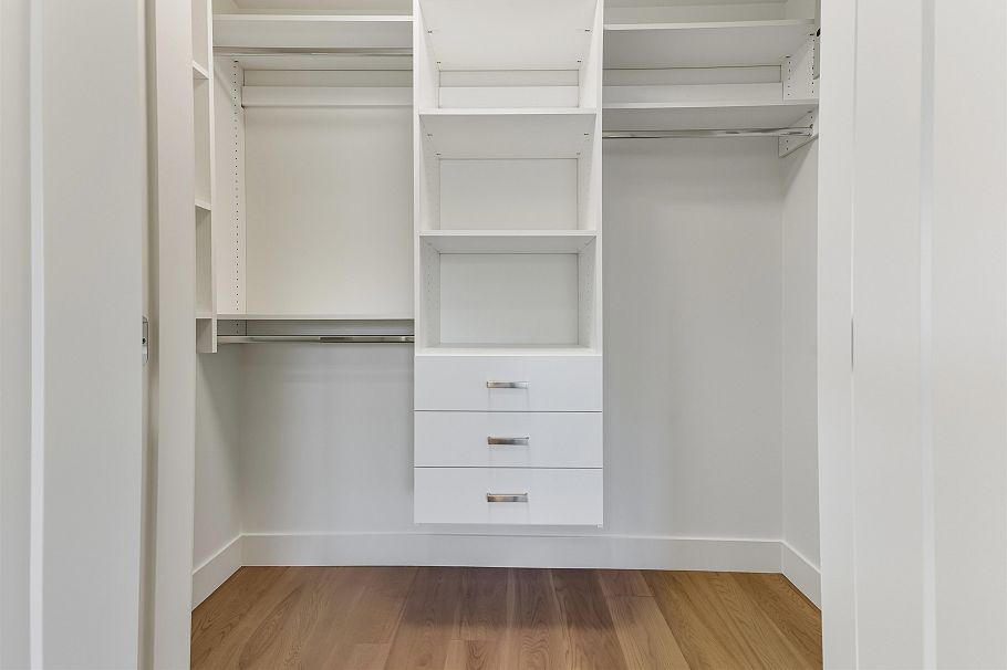 1759 W 16th Avenue Vancouver, BC - 22