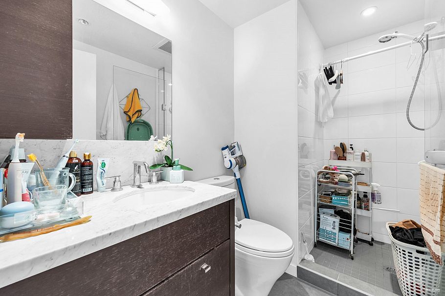 6426 Ash Street Vancouver, BC - 14