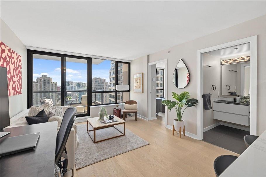 2308 928 Homer Street Vancouver, BC - 3