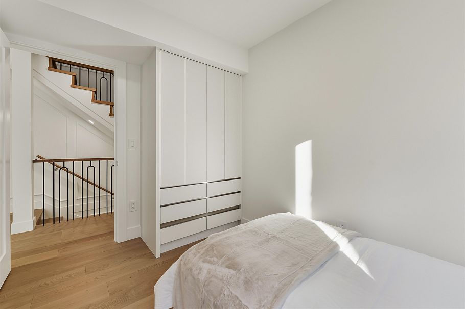 1759 W 16th Avenue Vancouver, BC - 24