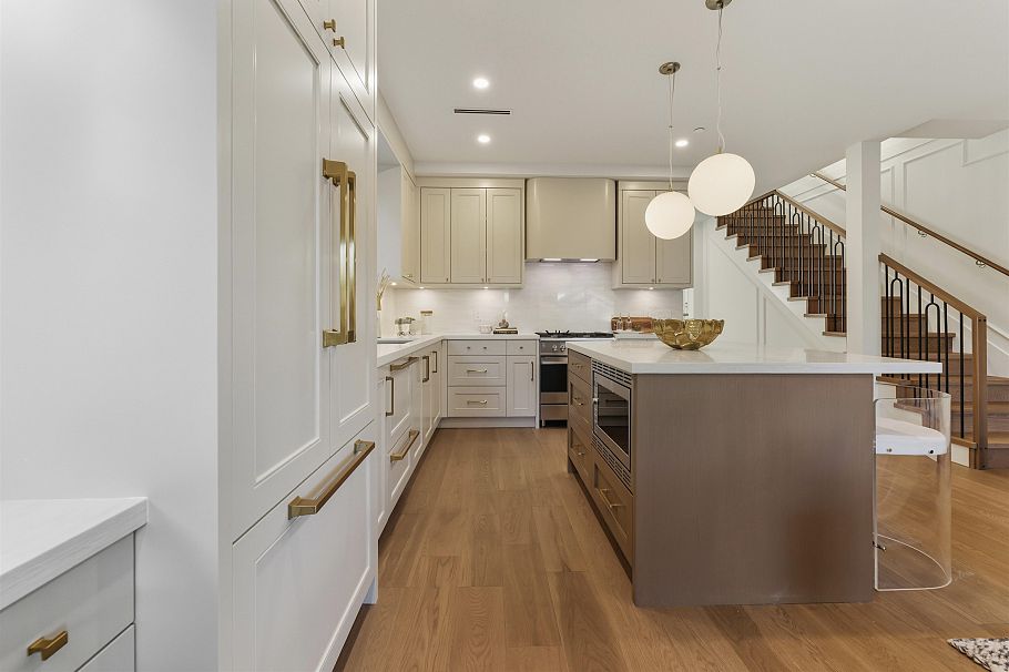 1759 W 16th Avenue Vancouver, BC - 11