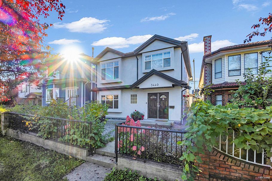 3440 E 25th Avenue Vancouver, BC - 31