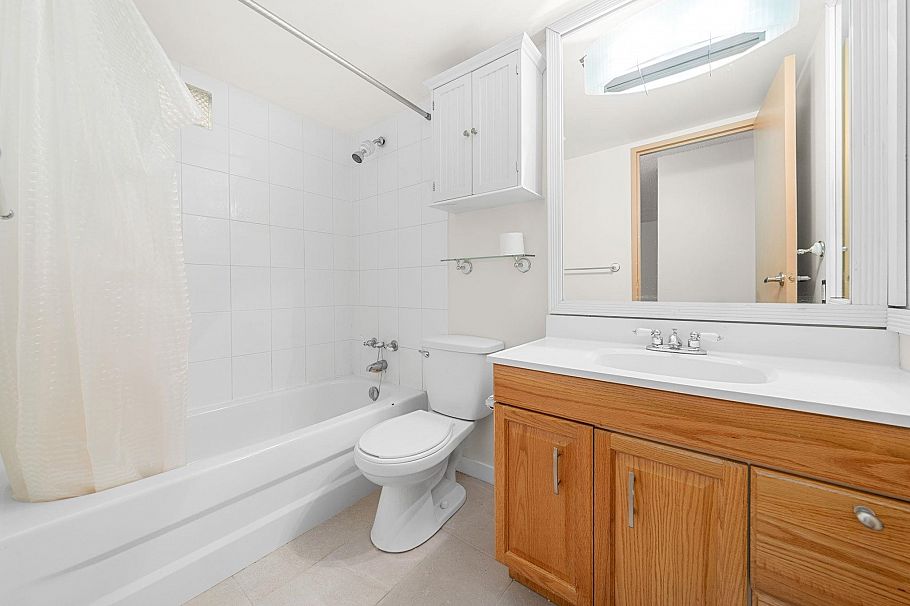 119 2012 Fullerton Avenue North Vancouver, BC - 14