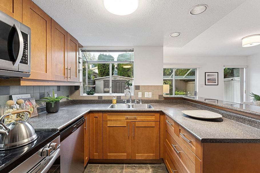 2994 Mt Seymour Parkway North Vancouver, BC - 13