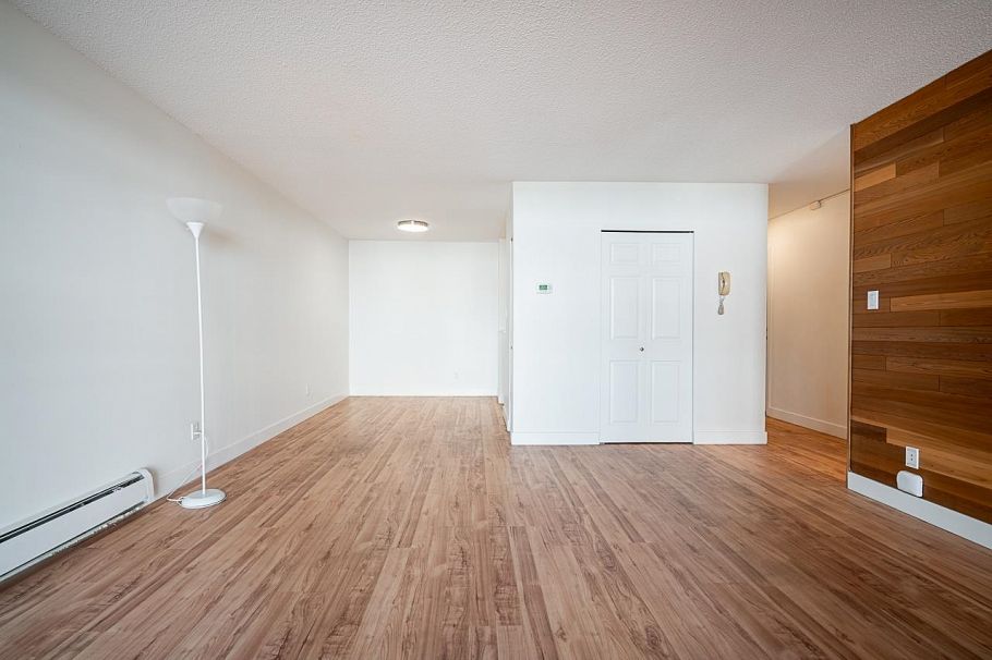 208 1550 Chesterfield Avenue North Vancouver, BC - 16