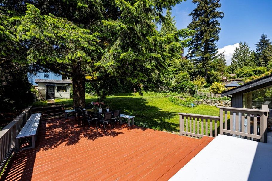 1427 Appin Road North Vancouver, BC - 18