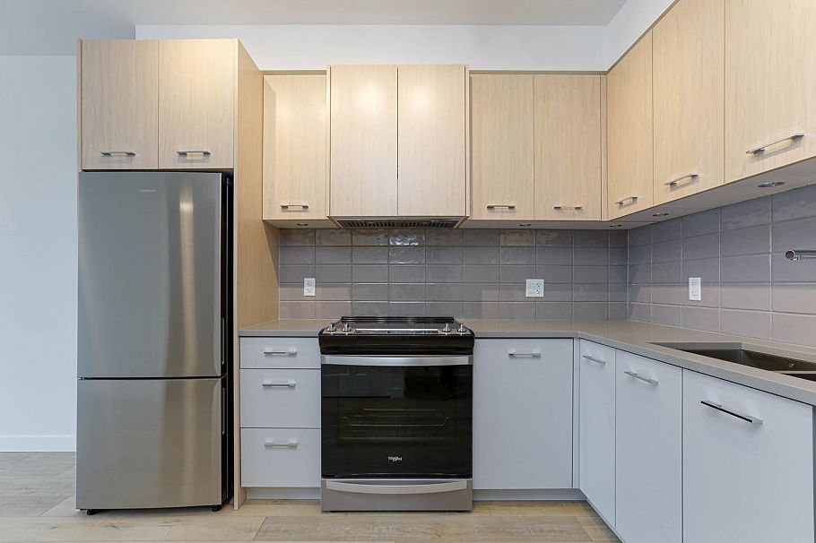 411 4933 Clarendon Street Vancouver, BC - 2