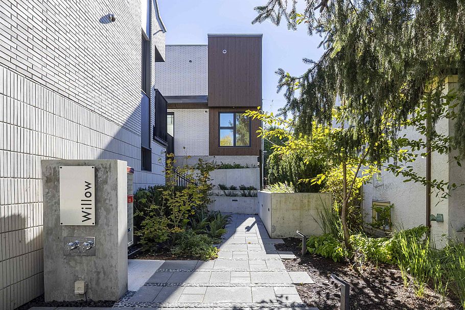 203 778 W 27th Avenue Vancouver, BC - 3