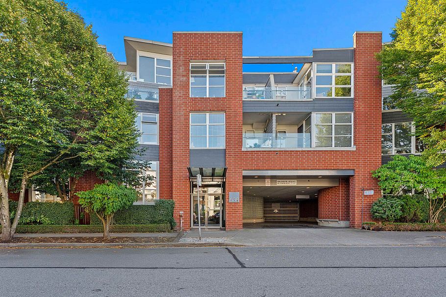 325 638 W 7th Avenue Vancouver, BC - 1