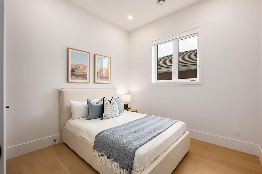 1 3466 Franklin Street Vancouver, BC - 8