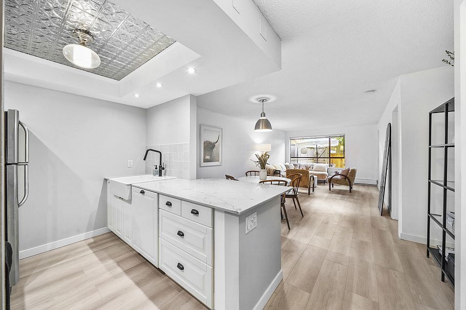 101 210 W 2nd Street North Vancouver, BC - 2