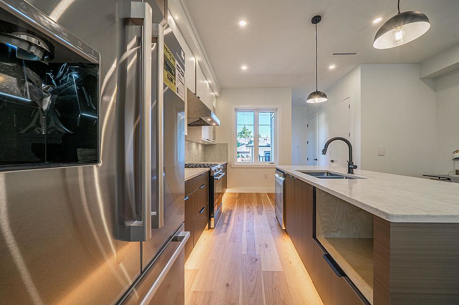 2837 W 31st Avenue Vancouver, BC - 17