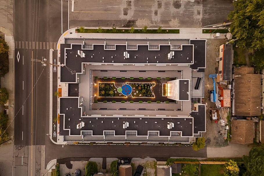 311 342 Mountain Highway North Vancouver, BC - 20