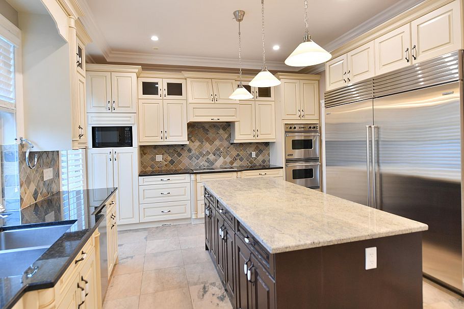 47** GRANVILLE STREET, Vancouver BC V6H 3M2 Vancouver, BC - 9