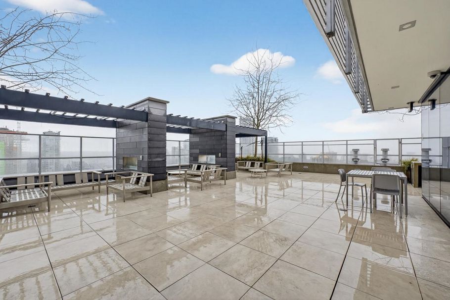 2701 1111 Richards Street Vancouver, BC - 21