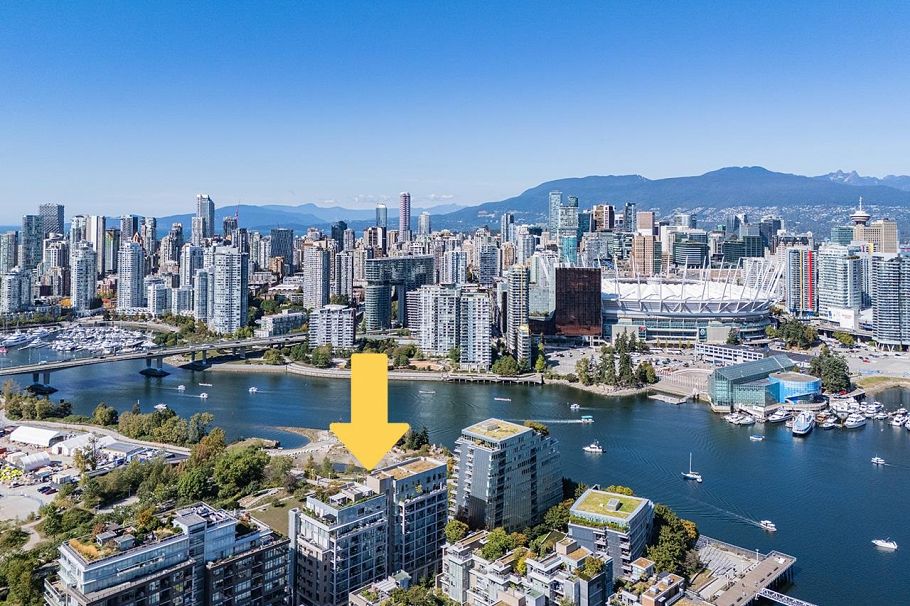 302 1616 Columbia Street Vancouver, BC - 26