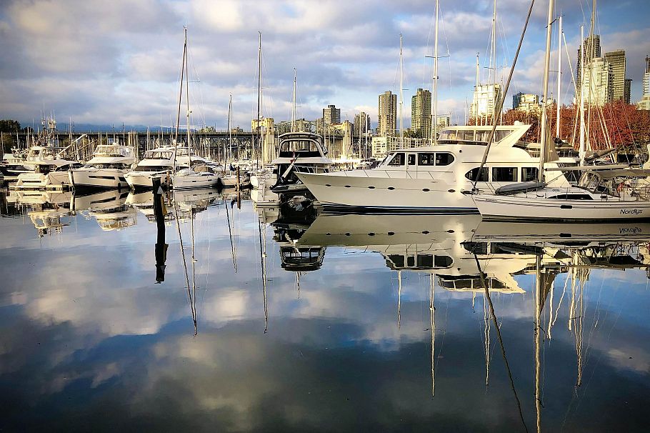 204 1550 Mariner Walk Vancouver, BC - 1