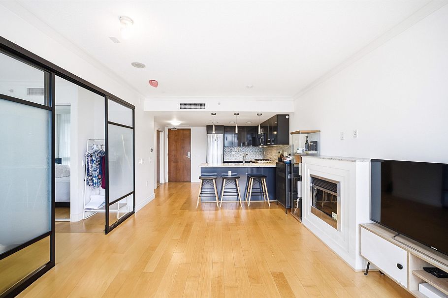 708 133 E Esplanade North Vancouver, BC - 33