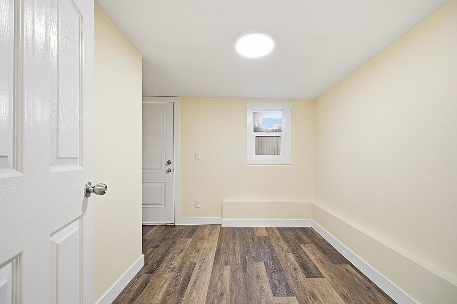 4533 Knight Street Vancouver, BC - 16