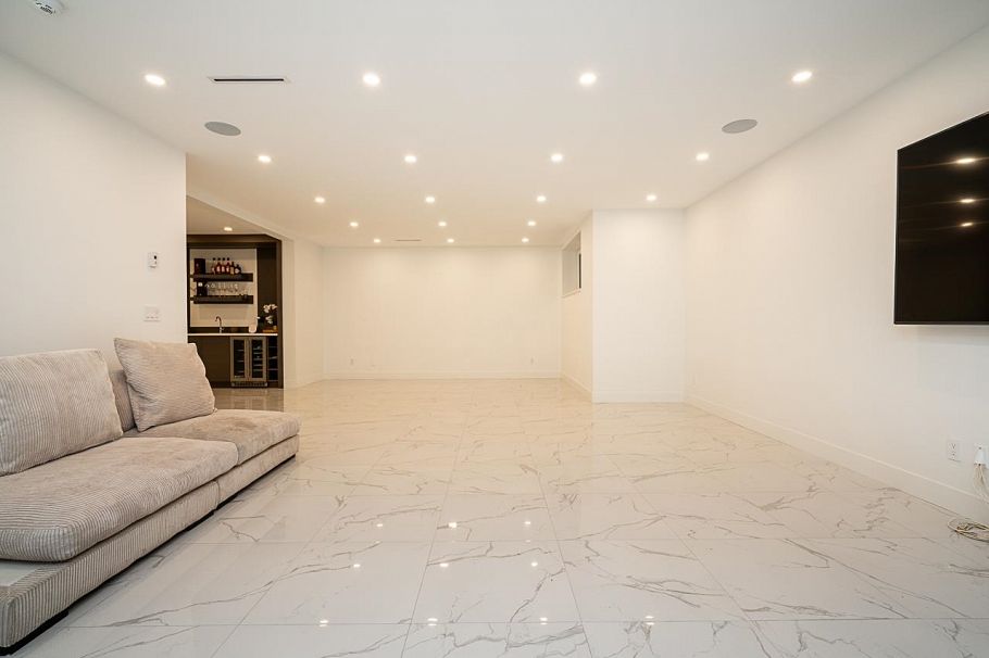 1026 Belmont Avenue North Vancouver, BC - 29