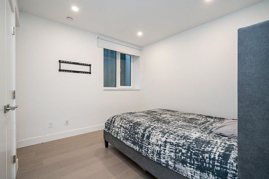 1026 Belmont Avenue North Vancouver, BC - 34