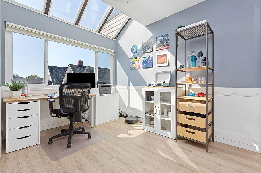 302 550 E 7th Avenue Vancouver, BC - 9