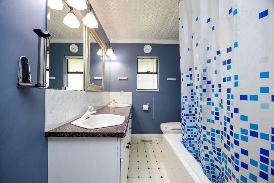 1427 Appin Road North Vancouver, BC - 17