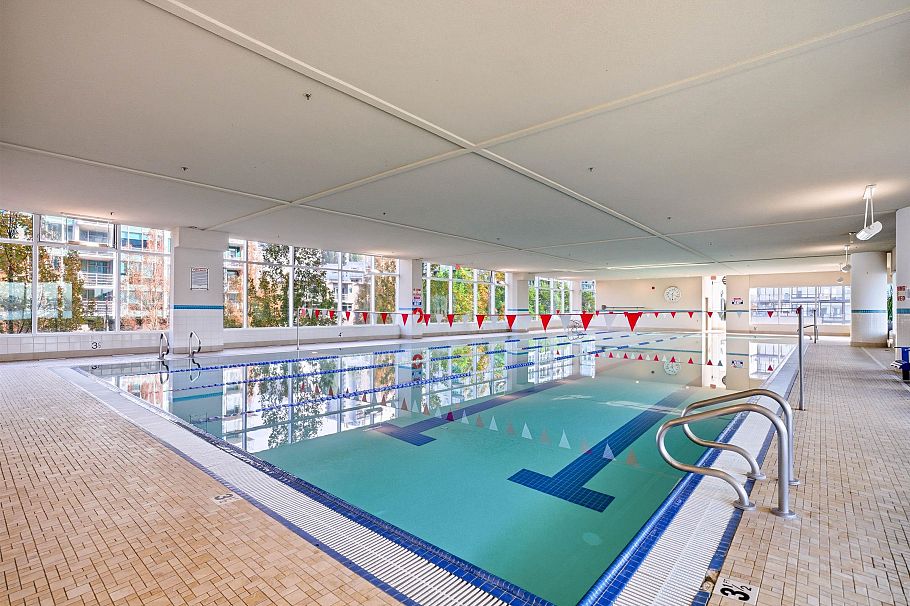 708 133 E Esplanade North Vancouver, BC - 19