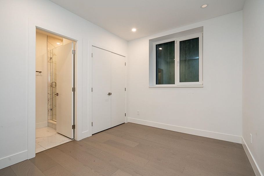 1026 Belmont Avenue North Vancouver, BC - 30