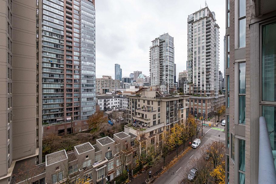 1006 928 Richards Street Vancouver, BC - 26
