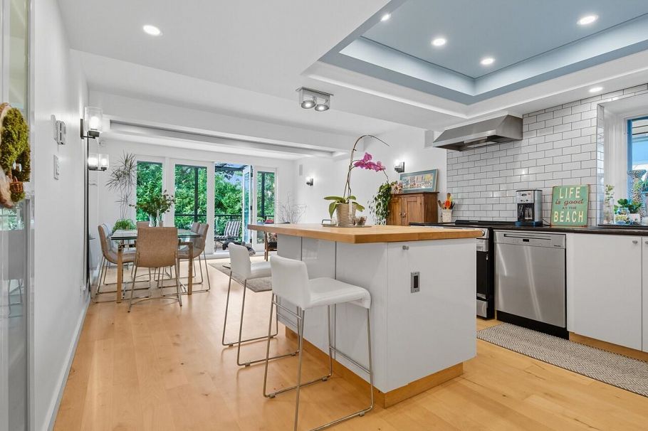 1645 Stephens Street Vancouver, BC - 3