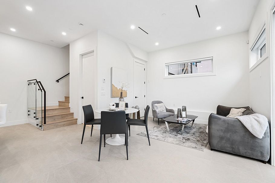 2140 E 20th Avenue Vancouver, BC - 2