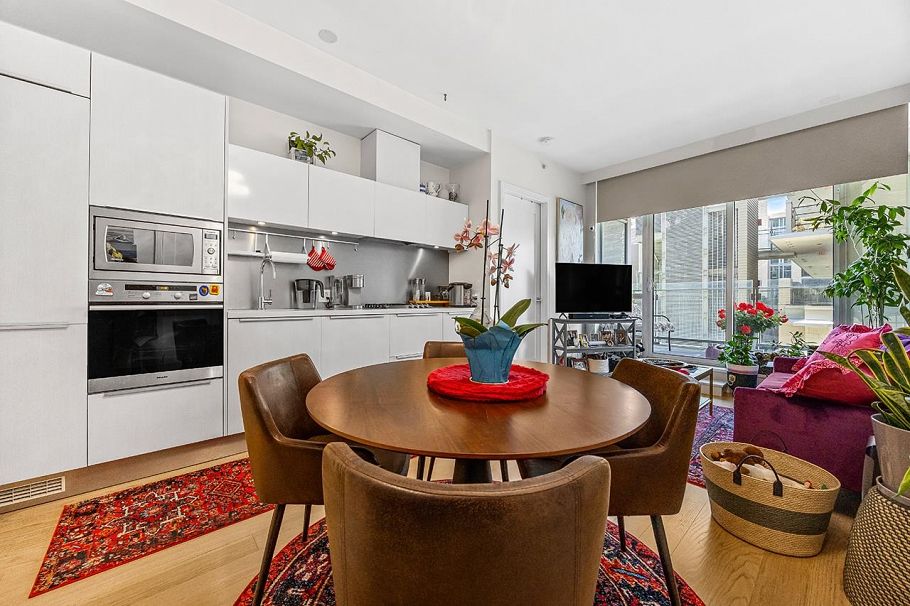 302 1616 Columbia Street Vancouver, BC - 8