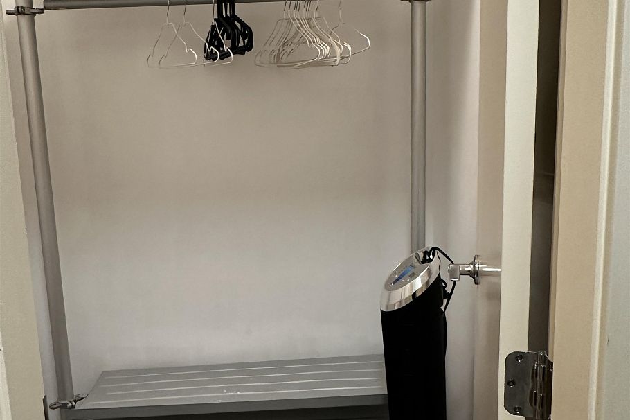 2404 977 Mainland Street Vancouver, BC - 10